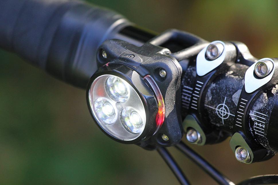 2000 lumen bike light